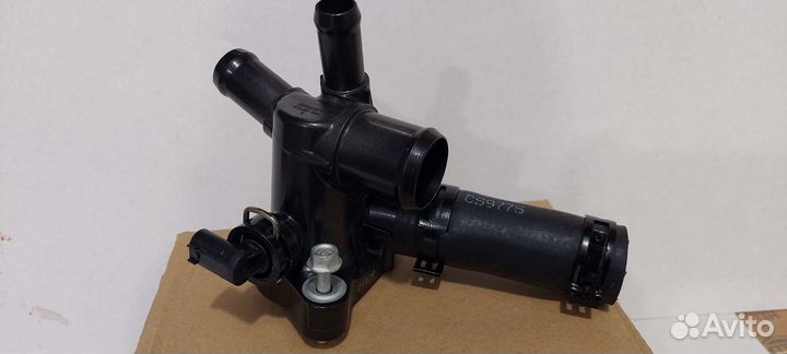 Флянец тройник Opel Insignia Malibu