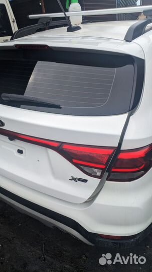 Крышка багажника Киа Рио Х Лайн