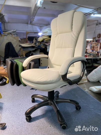 Компьютерное кресло