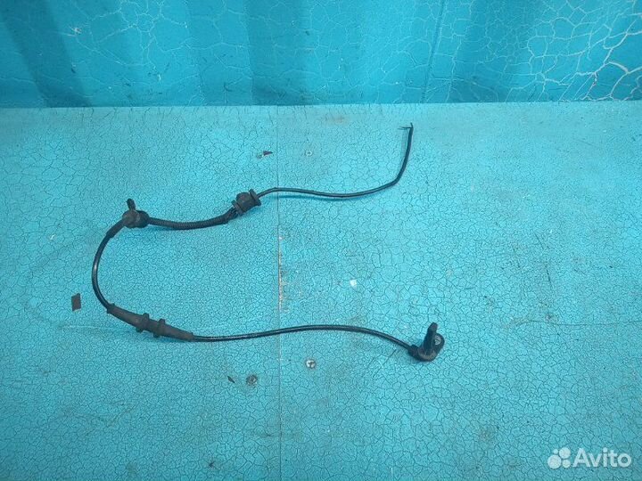 Датчик ABS передний левый Opel Astra J P10 A14XER