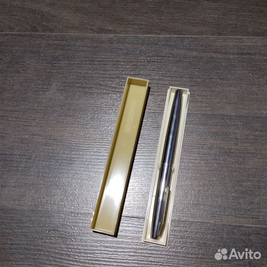 Перьевая ручка