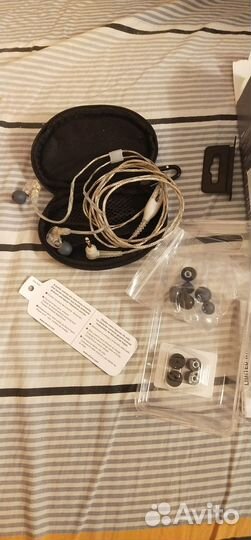 Внутриканальные наушники Shure SE215, оригинал