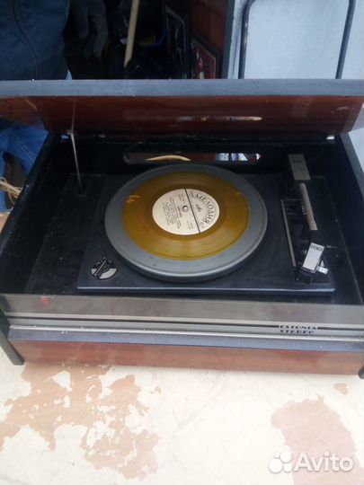 Стерео радиола Эстония-006