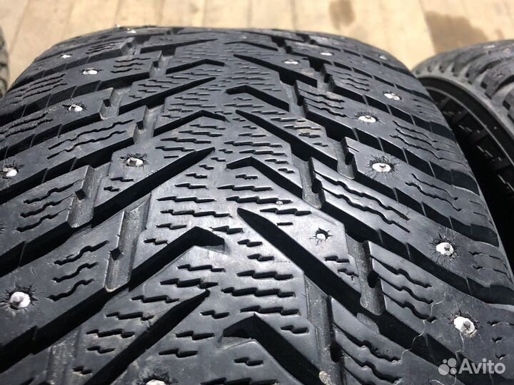 Nokian Tyres Hakkapeliitta 8 205/65 R16 99T
