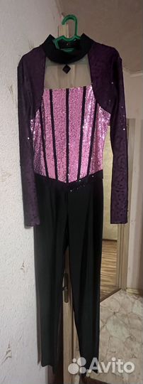 Костюм для выступлений на девочку