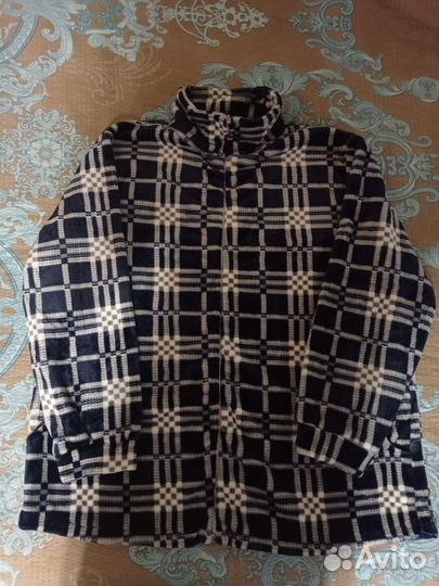 Куртка женская 64 размер Новая