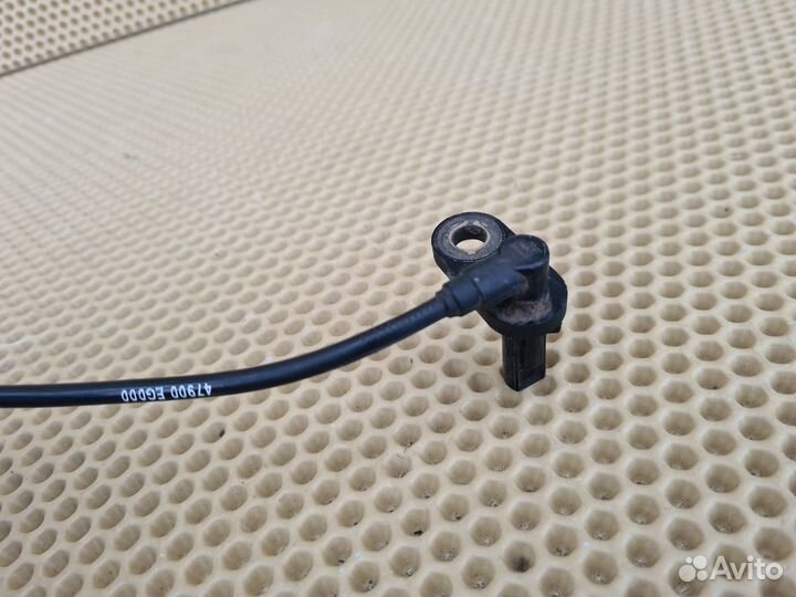 Датчик abs задний Infiniti G V36