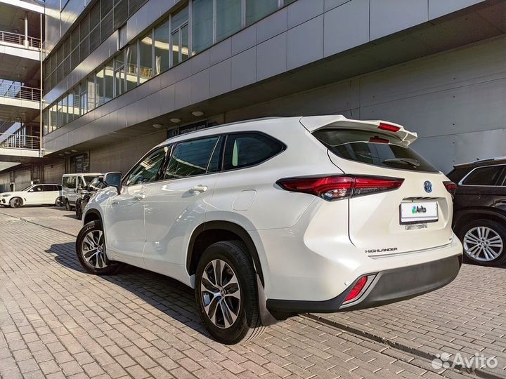 Toyota Highlander 2.5 AT, 2022, 150 км