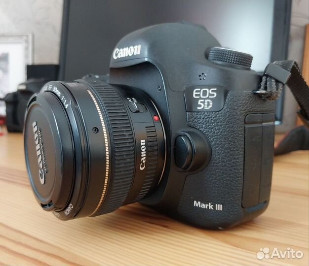 Фотоаппарат canon 5D mark 3+ объектив canon 50/1.4