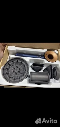 Фен Dyson Supersonic Premium