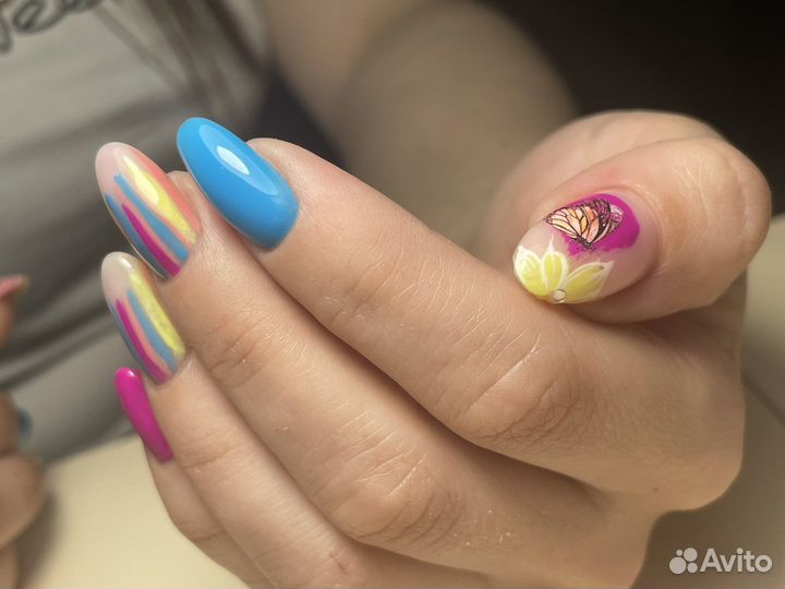 Педикюр с покрытием лаком