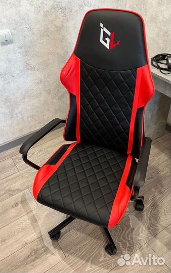 Компьютерное игровое кресло