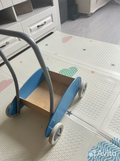 Детская деревянная тележка