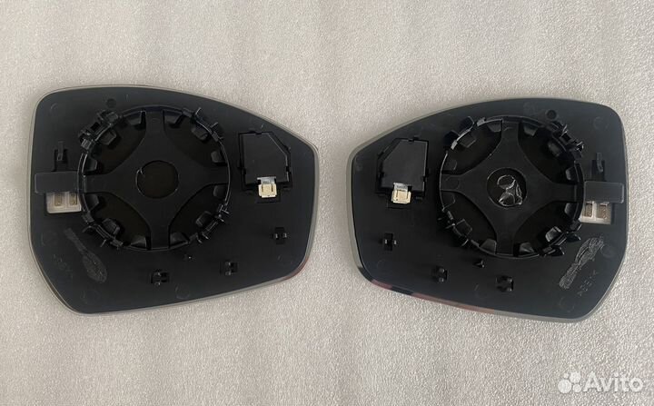 Зеркальный элемент Land Rover Range Rover evoque