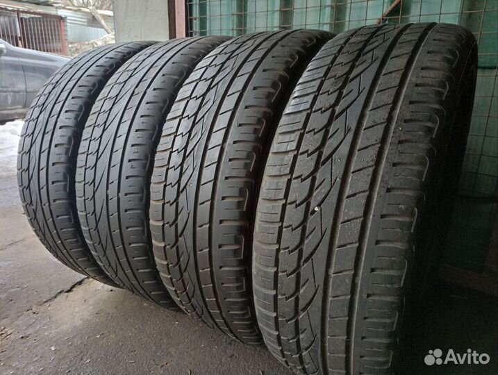 Continental CrossContact UHP E 235/55 R19