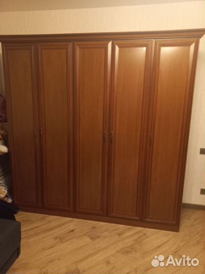 Шкаф распашной бу