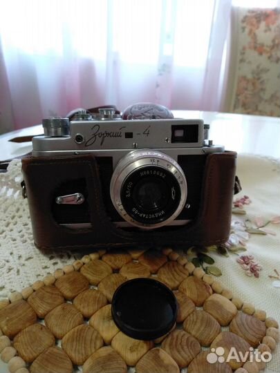 Фотоаппарат Зоркий-4