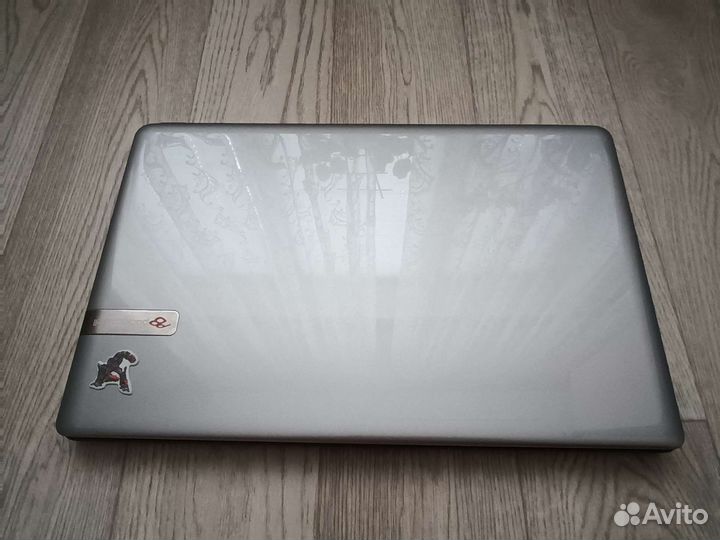 Ноутбук Acer Packard bell