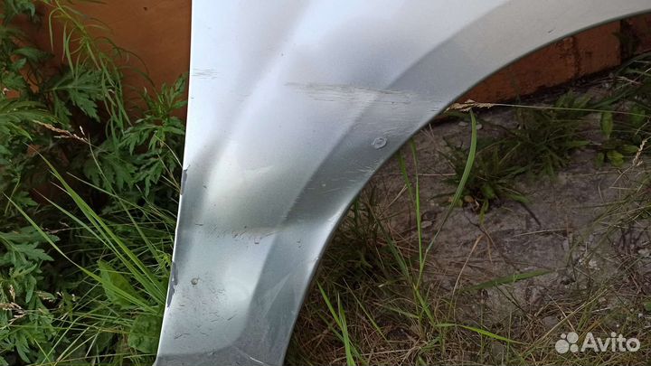 Переднее правое крыло Ford Focus 2