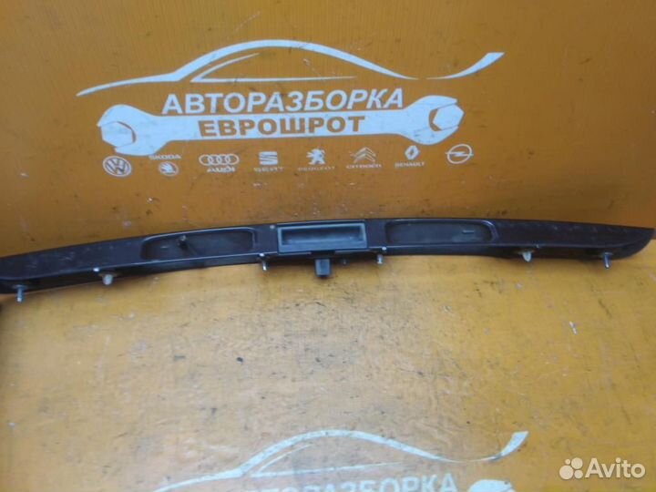 Кнопка открывания багажника Peugeot 207 (2006-201