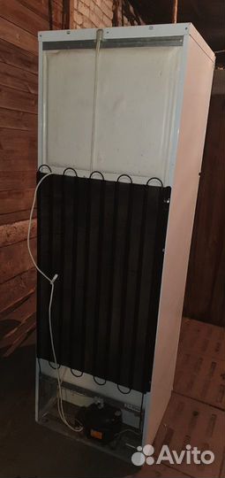 Холодильник indesit