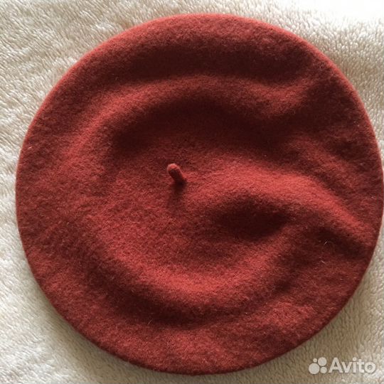 Берет женский