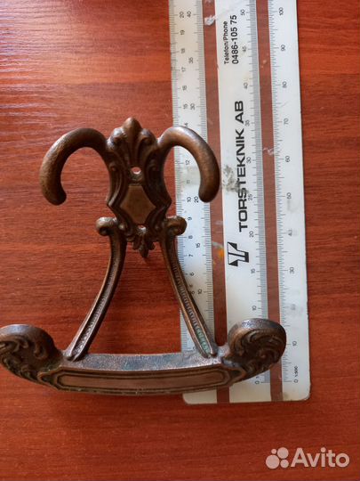 Крючок мебельный винтаж