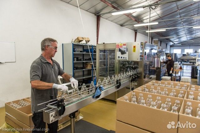 Грузчик на линию разлива коньяка