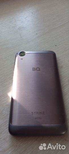 BQ 4072 Strike Mini, 8 ГБ