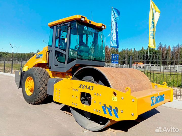 Дорожный каток XCMG XS143, 2024