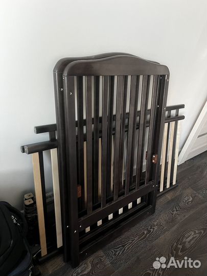 Кроватка для новорожденных