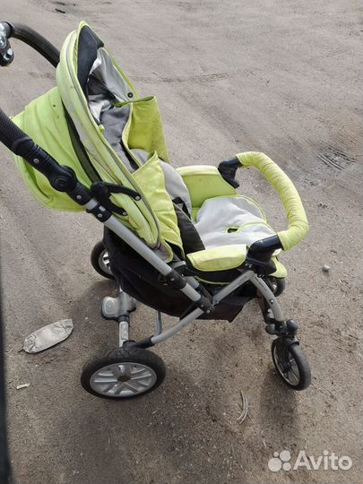 Детская коляска