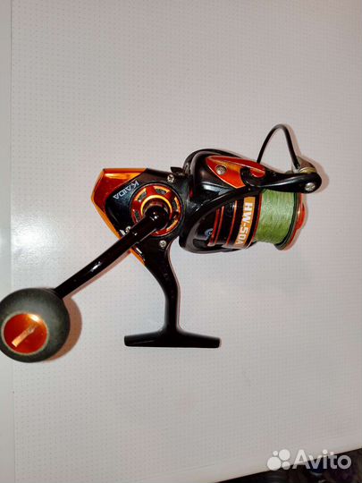 Катушка рыболовная