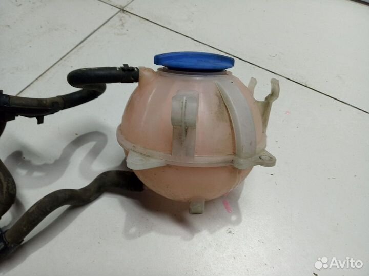 Volkswagen Jetta (NF) бачок расширительный