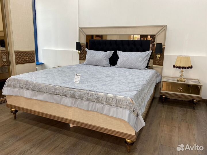 Турецкий спальный гарнитур