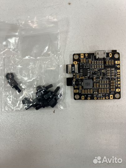 Контроллер полета