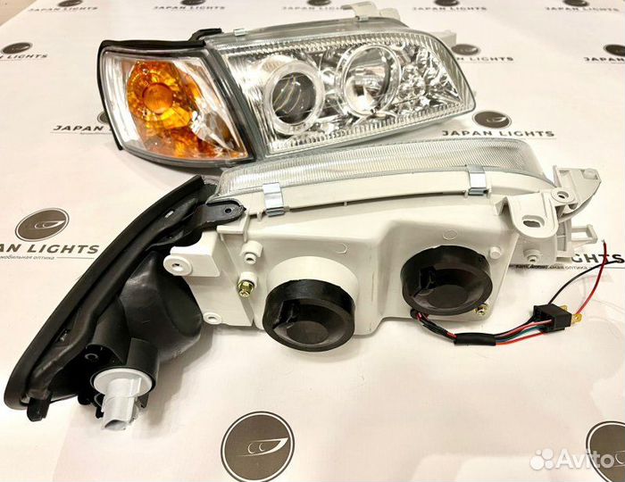 Фары линзовые передние Toyota Corona/Caldina 190