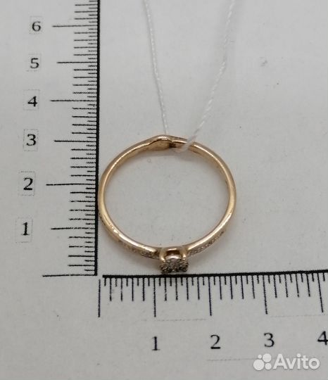 Золотое кольцо с камнем 16,5р