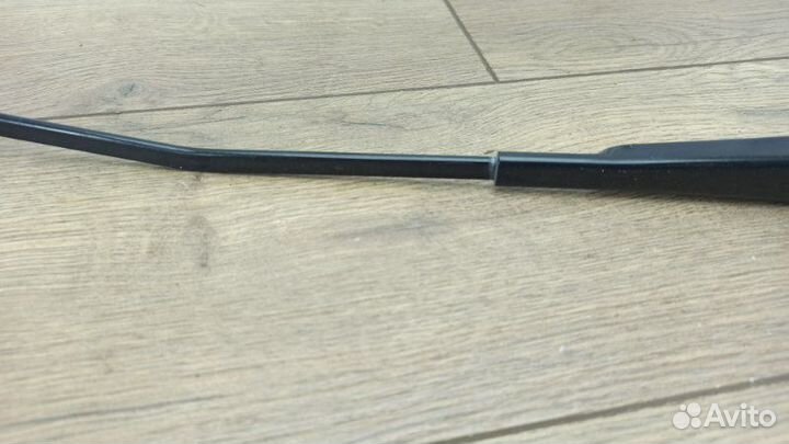 Дворник лобового стекла правый Volkswagen Polo 5