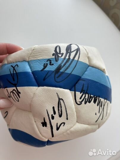 Уникальный мяч Зенит с оригинальными автографами
