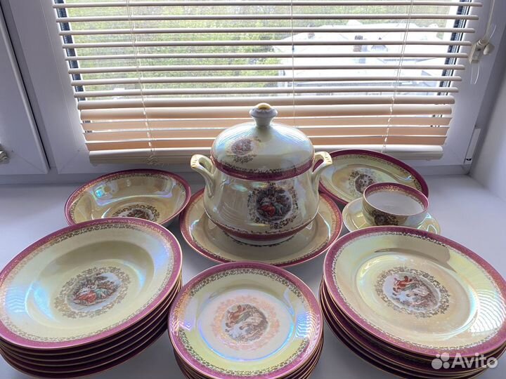 Сервиз столовый Мадонна гдр