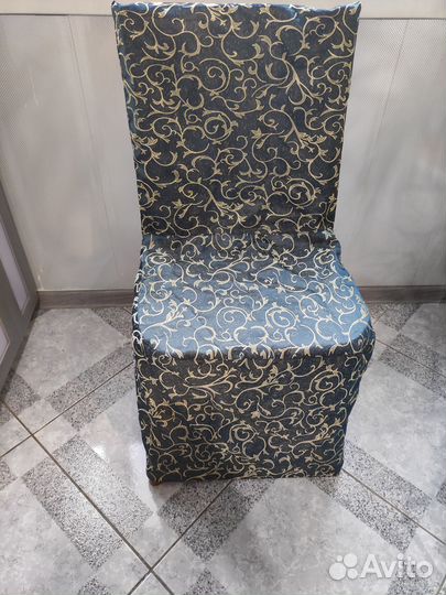 Накидки на стулья и салфетки на стол