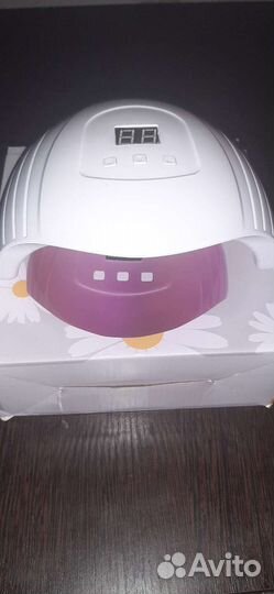 Лампа для ногтей