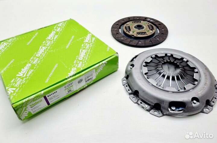 Сцепление ford focus 2 1.8 125 л Valeo