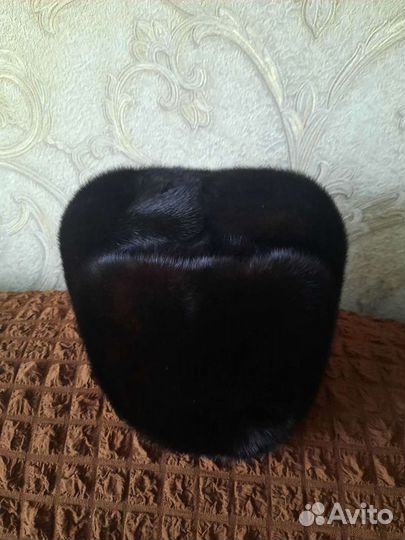 Мужская шапка