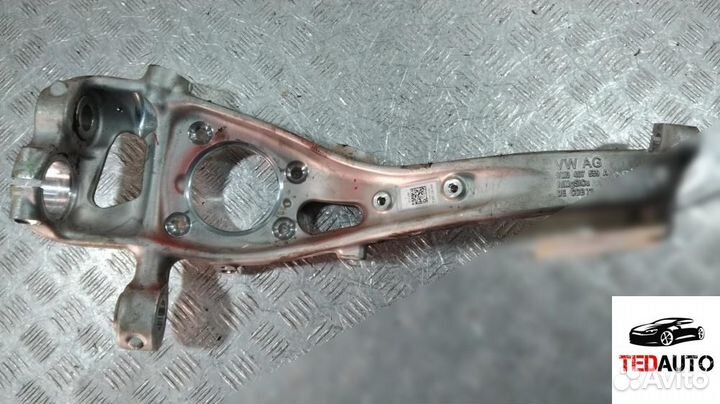 Кулак поворотный левый, Audi RS Q8 2022