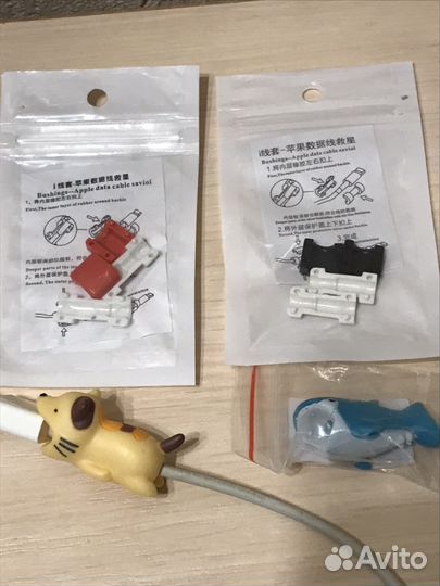 Силиконовые протекторы защита кабеля на iPhone