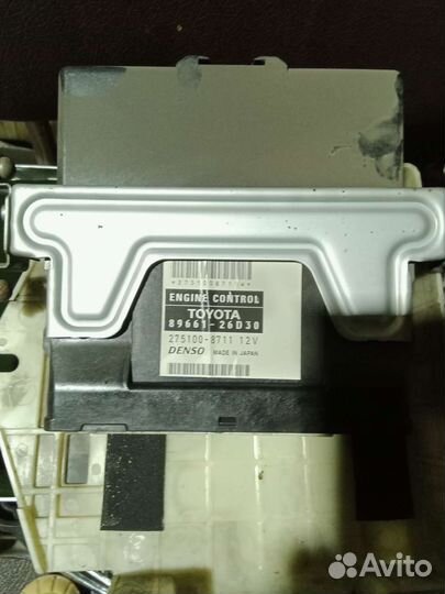 Блок управления двигателем (компьютер) Тойота хайс