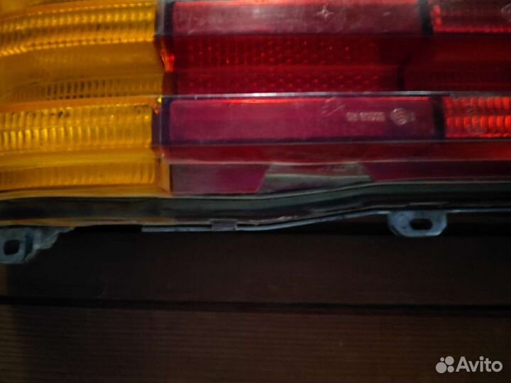 Задние фонарь Мерседес c190
