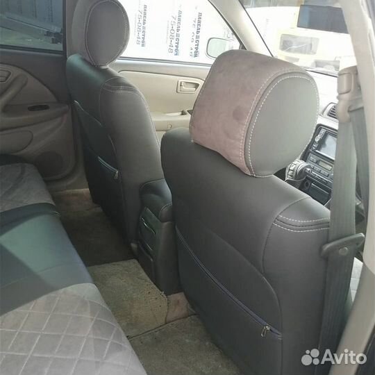 Чехлы Toyota Camry Gracia (ромб)